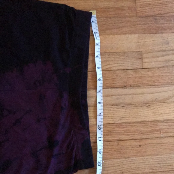 Daub and Design maroon and black leggings - Picture 8 of 9